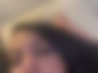 VALERY DUGLASS's Live Sex Cam Show