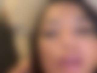 VALERY DUGLASS's Live Sex Cam Show