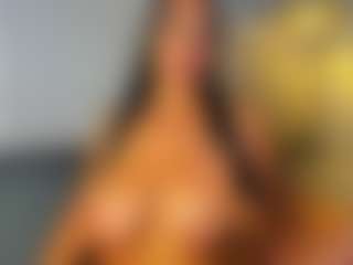 VALERY DUGLASS's Live Sex Cam Show