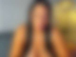 VALERY DUGLASS's Live Sex Cam Show