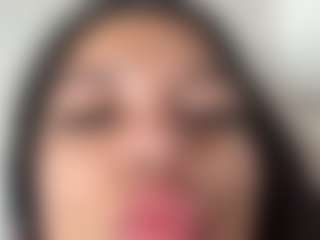VALERY DUGLASS's Live Sex Cam Show