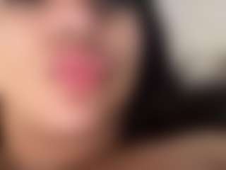 VALERY DUGLASS's Live Sex Cam Show