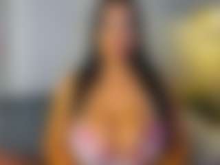 VALERY DUGLASS's Live Sex Cam Show