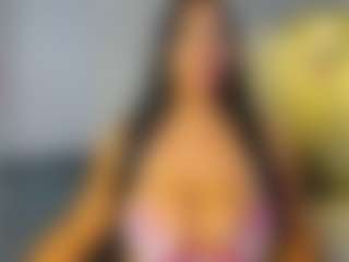 VALERY DUGLASS's Live Sex Cam Show