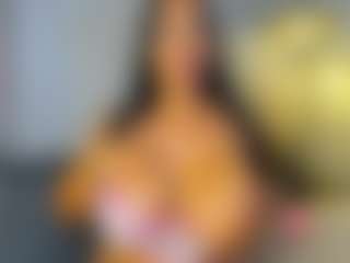 VALERY DUGLASS's Live Sex Cam Show
