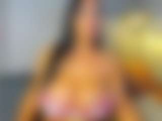 VALERY DUGLASS's Live Sex Cam Show