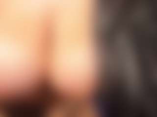 Live cam show with VALERY - Anal Curvy on Camsoda