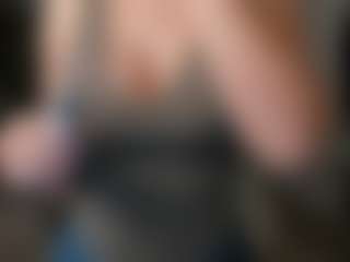 Live cam show with Chloe Preston - BBW Small Tits on Dare Cams