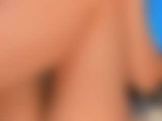 Live cam show with Chloe Preston - BBW on SquirtSoMuch