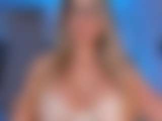 Live cam show with Chloe Preston - Fetish Curvy on sexytreat.net