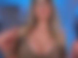 Live cam show with Chloe Preston - Bedroom on SpunkLive