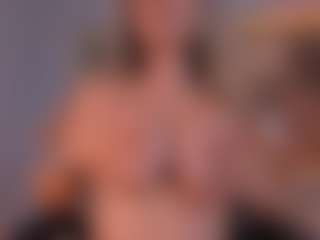 Live cam show with Chloe Preston - Latina Teen (18+) on Camsoda | colombia