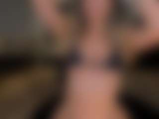 Live cam show with Chloe Preston - Blowjob Brown Hair on Gym Cam Girls