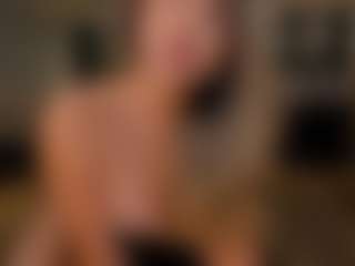 Live cam show with Chloe Preston - Brown Hair on Lustler