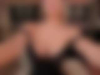 Live cam show with Chloe Preston - Brown Hair Teen (18+) on Camiplay Live
