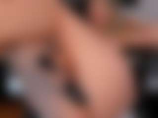 Live cam show with Chloe Preston - Shaved Pussy Teen (18+) on Fling VIP Chat
