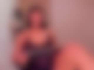 Live cam show with amber - Moaning on SinfulBabes