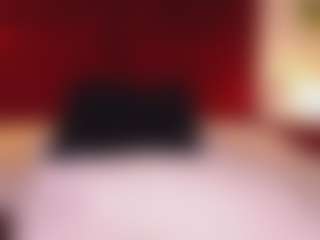 Live cam show with Angel-Vibee - Thick on Latina Girls