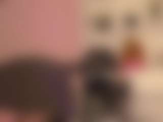 Live cam show with Camiilaa-torres - Public on Soda Cam