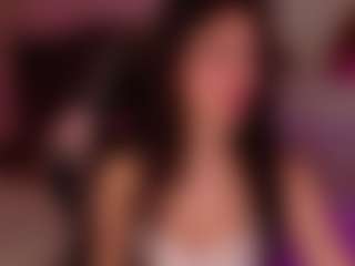 Live cam show with Camiilaa-torres - Striptease Granny on Camsoda