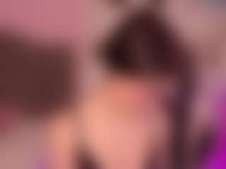 Live cam show with Camiilaa-torres - Facial Piercings on Camsoda