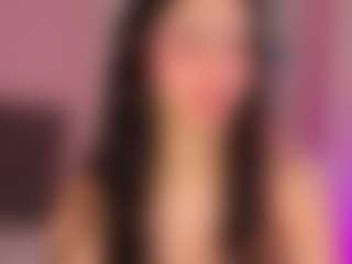 Live cam show with Camiilaa-torres - Granny Dildo on livesuperchat.net