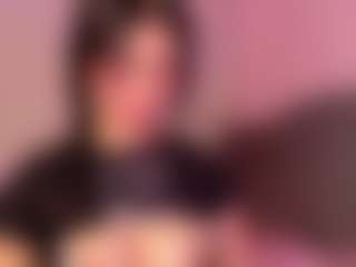Live cam show with Camiilaa-torres - Granny Dildo on Camsoda Late Night