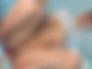 Show de cam en vivo con Ella-Vee - Flashing en Camsoda