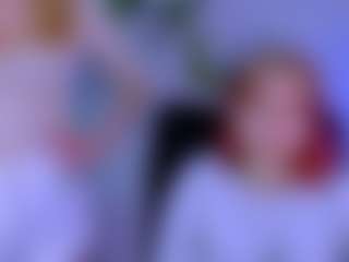 Live cam show with gloria-bubble - Sph on Camsoda