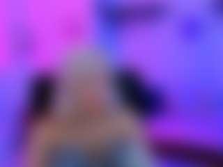 Live cam show with gloria-bubble - White on Camsoda Late Night