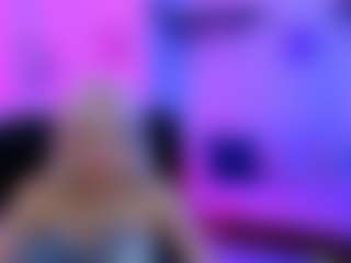 Live cam show with gloria-bubble - Doggy on TottyGirls