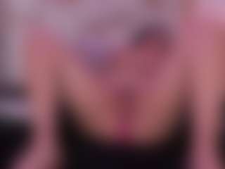 KateMoorex's Live Sex Cam Show