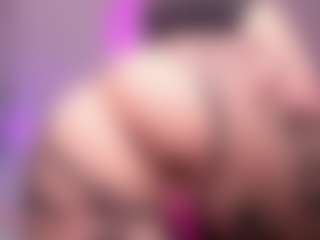 KateMoorex's Live Sex Cam Show
