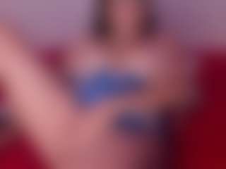 Live cam show with KateMoorex - Tease MILF on Camiplay Live