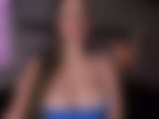 Live cam show with KateMoorex - College Curvy on Gym Cam Girls