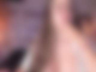 Kate Moorex MILF webcam performer live streaming