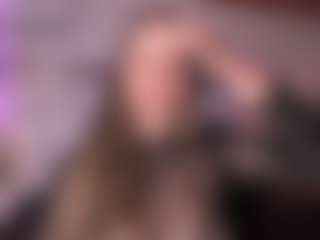 Live cam show with Kate Moorex - Bedroom Blonde Hair on CamClone