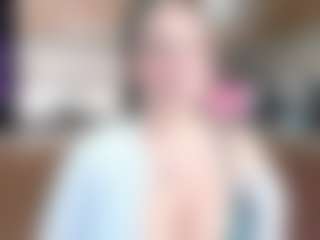 Live cam show with Kate Moorex - Ahegao on xxxlivecams.org