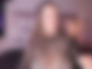 Live cam show with Kate Moorex - Cowgirl on madthumbs