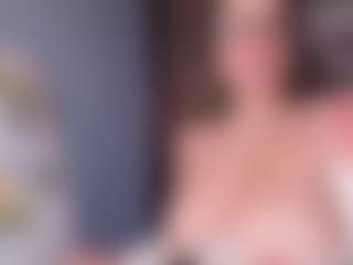 Live cam show with Kate Moorex - Cowgirl on nudelive.tv