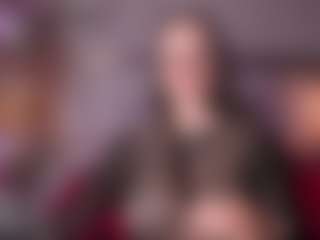 Kate Moorex MILF webcam performer live streaming
