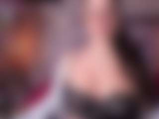 Live cam show with Kate Moorex - Brown Eyes Lovense on Gym Cam Girls