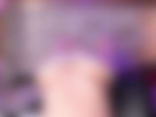Live cam show with Kate Moorex - Big Tits MILF on Dare Cams