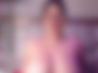 Live cam show with Kate Moorex - College MILF on Latina Girls