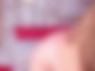 Live cam show with Kate Moorex - Blonde Hair on LiveSexCams6