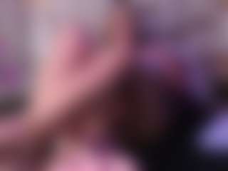 Live cam show with Kate Moorex - Blonde Hair Curvy on luckytryst.com