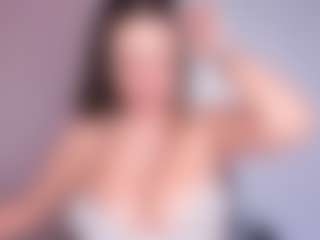 Kate Moorex MILF webcam performer live streaming
