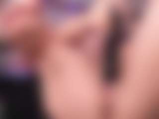 Pokaz na żywo z Kate Moorex - Virgin na Camsoda