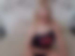 Live cam show with MissBlondy - Roleplay on Fling VIP Chat
