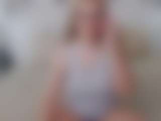 Live cam show with MissBlondy - Roleplay on Dare Cams